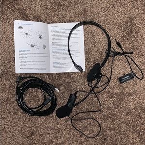 NEVER USED Dream Gear Headset & Charger